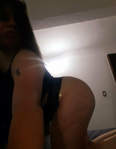 Nahá fotka uniklých OnlyFans od Ladyaprill