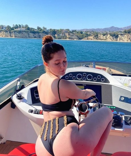 Emma Kenney