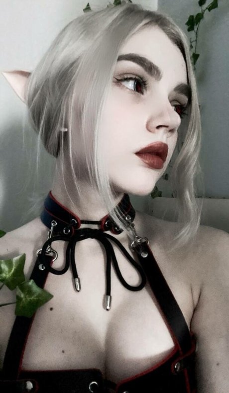 Nahá fotka uniklých OnlyFans od Allotrop