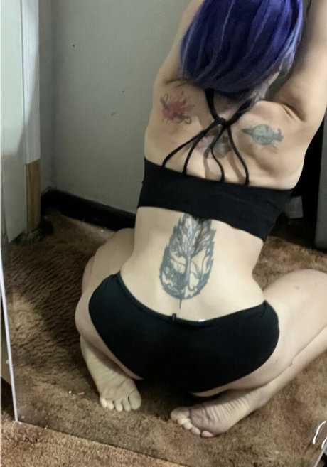 Naken läckt OnlyFans-bild av Kintinue
