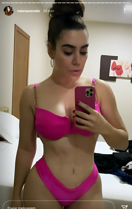 Naakte gelekte OnlyFans-foto van Naiara Azevedo