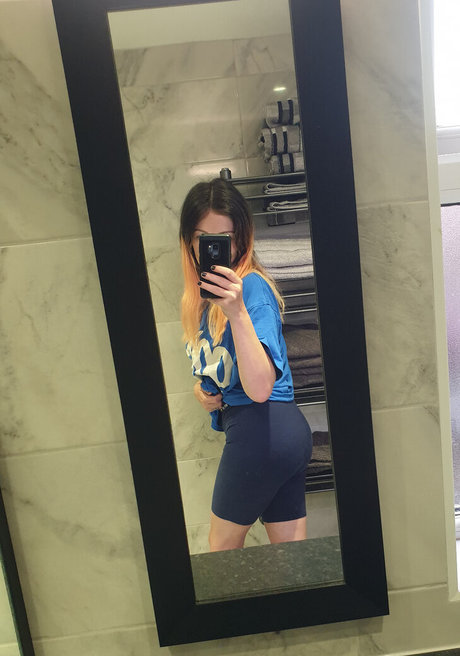 Nacktes geleaktes OnlyFans-Foto von Msvnsfw