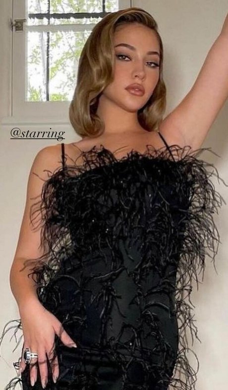 Nahá fotka uniklých OnlyFans od Madelyn Cline