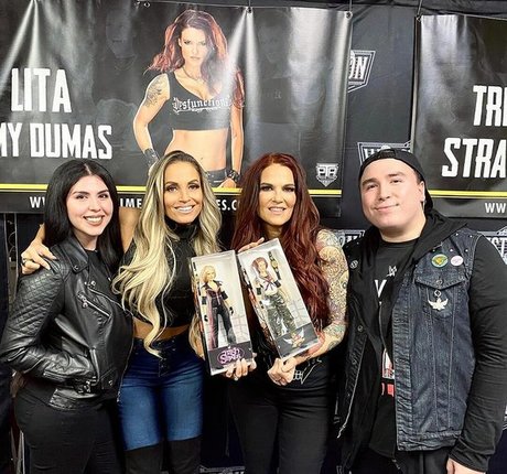 Nahá fotka uniklých OnlyFans od Trish Stratus