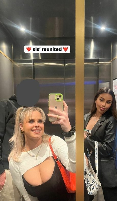 Naken lekkede OnlyFans-bilde av Jasmine Ramage