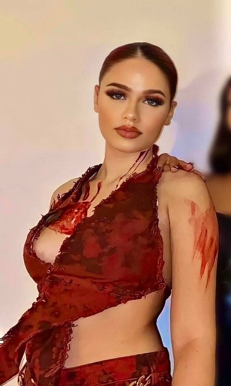 Foto di nudo di fuga di OnlyFans di Badmomzjay