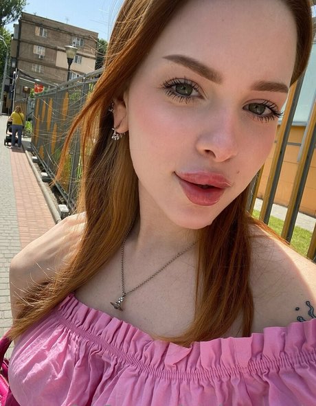 Nahá fotka uniklých OnlyFans od Stasyfoxvip