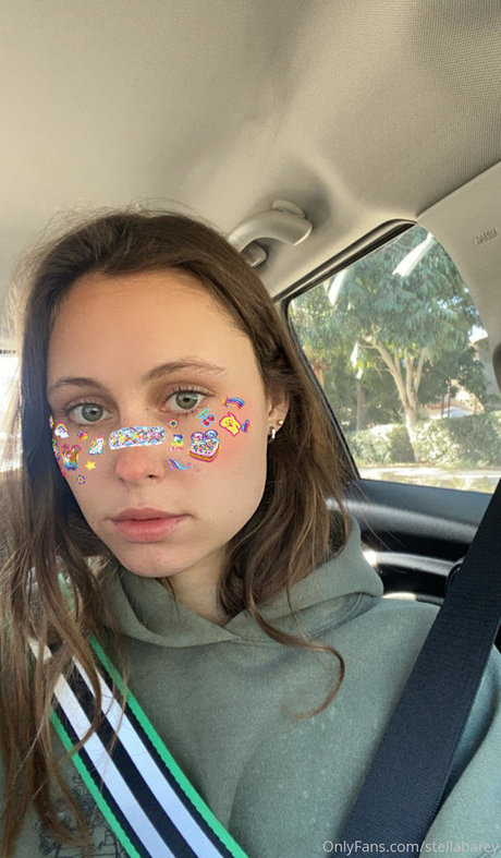 Nahá fotka uniklých OnlyFans od Stellabarey