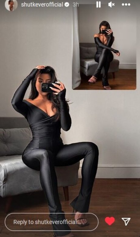 Nahá fotka uniklých OnlyFans od Leah Shutkever