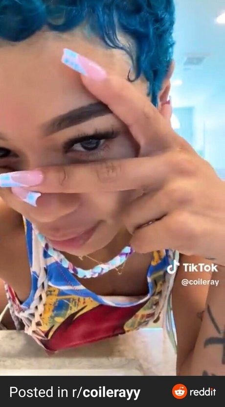 Naken läckt OnlyFans-bild av Coi Leray