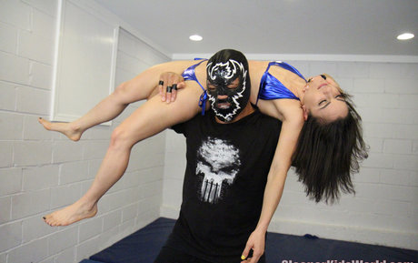 Thunder Rosa