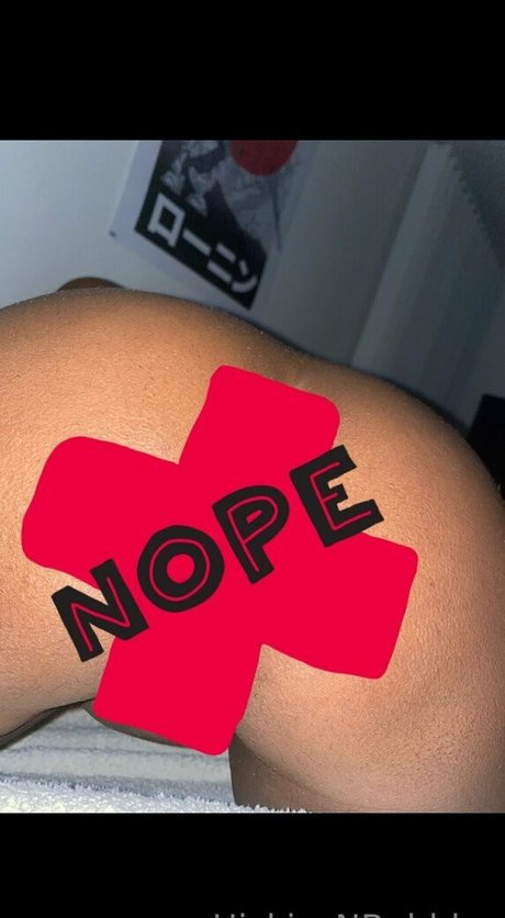Nahá fotka uniklých OnlyFans od Hickiesnbubbles