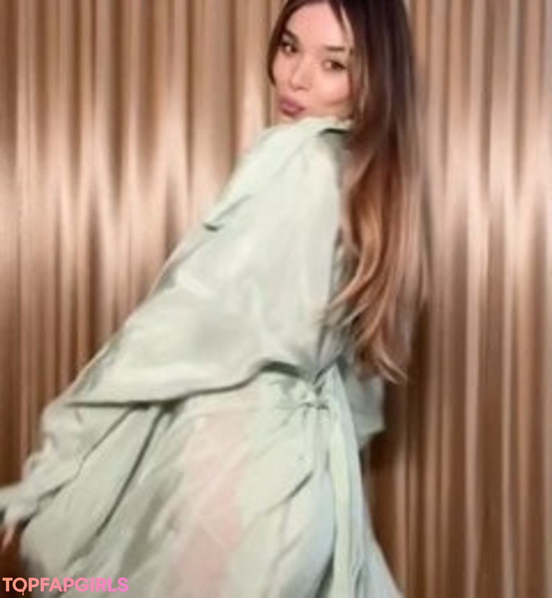 Hailee Steinfeld nude leaked OnlyFans photo #1001