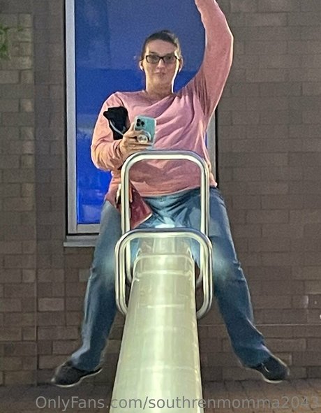 Southrenmomma2043