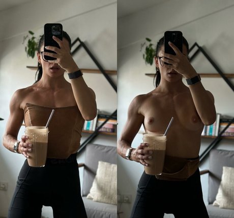 Foto di nudo di fuga di OnlyFans di Anastapo93
