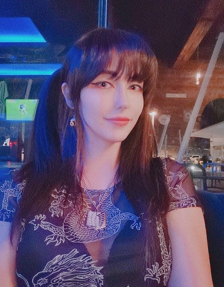 Nahá fotka uniklých OnlyFans od Kouryam