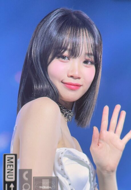 Kim Chaewon