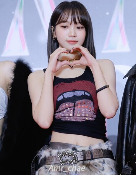 Kim Chaewon