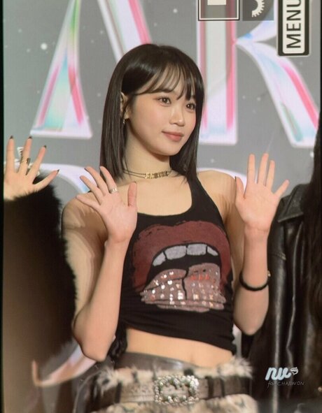 Kim Chaewon