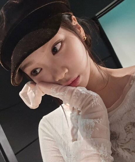 Kim Chaewon