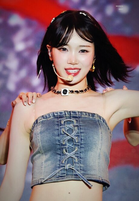 Kim Chaewon