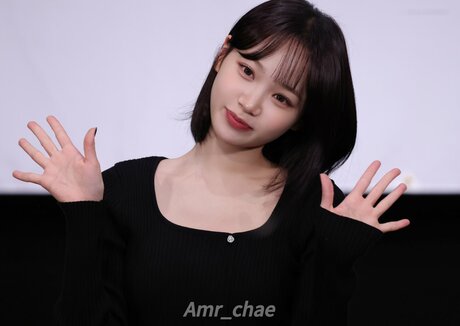 Kim Chaewon