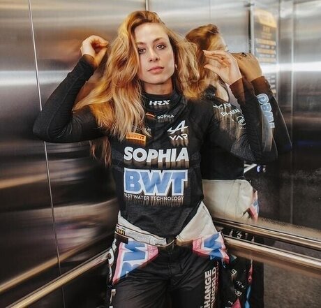Sophia Flrsch