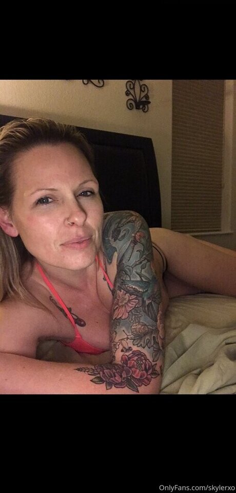 Nacktes geleaktes OnlyFans-Foto von Skylerxo