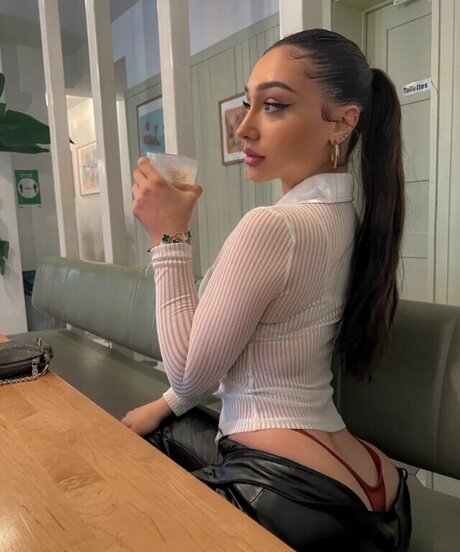 Naken lekkede OnlyFans-bilde av Dayzelova