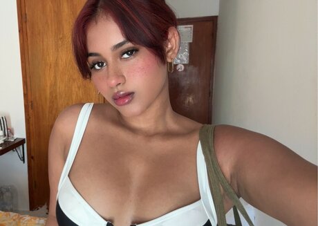 Naken lekkede OnlyFans-bilde av Senoritasara