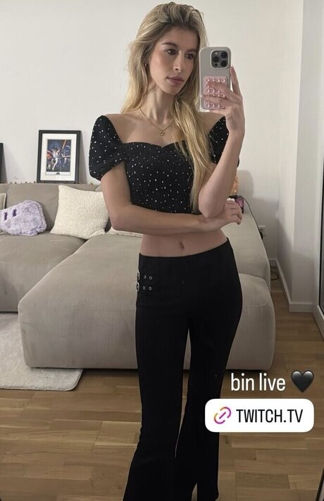 Naken lekkede OnlyFans-bilde av Quitelola
