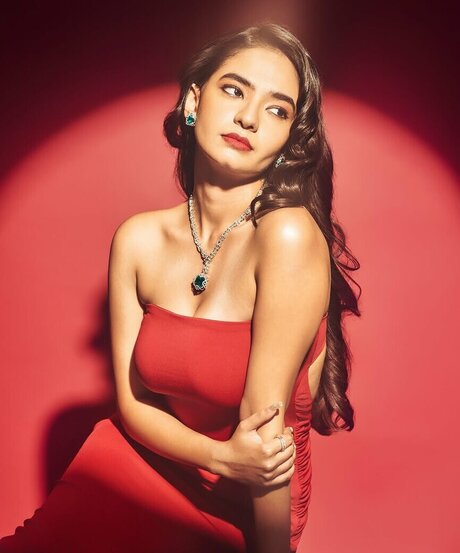 Alaston vuotanut OnlyFans-kuva Anushka Sen
