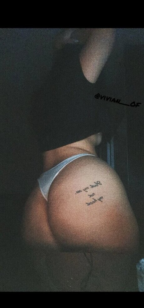 Обнаженная фотография утечки OnlyFans от Ellyyelly