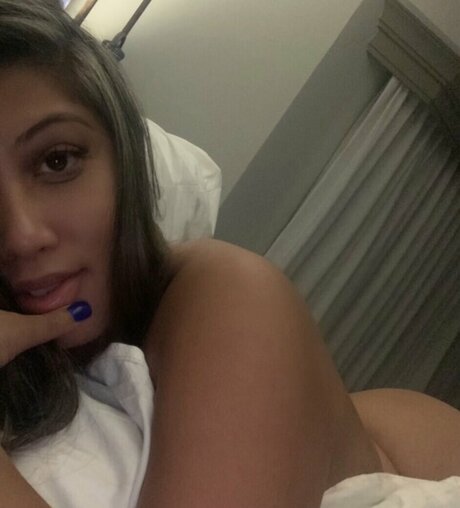 Nahá fotka uniklých OnlyFans od Megan Shaye