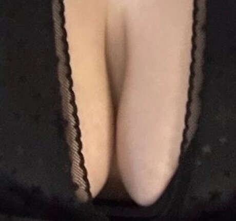 Naken läckt OnlyFans-bild av Nyyxxii