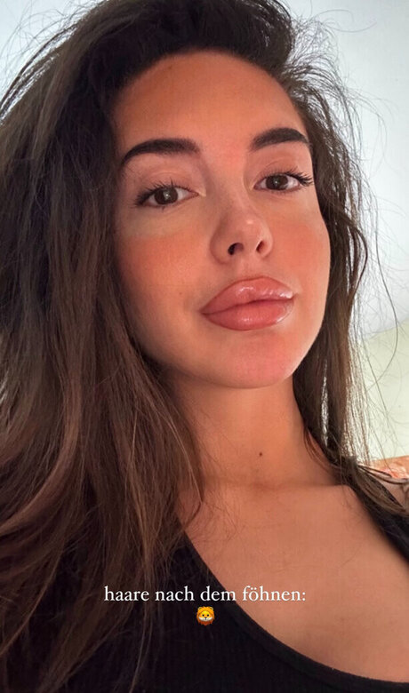 Naken läckt OnlyFans-bild av Lya Aylin
