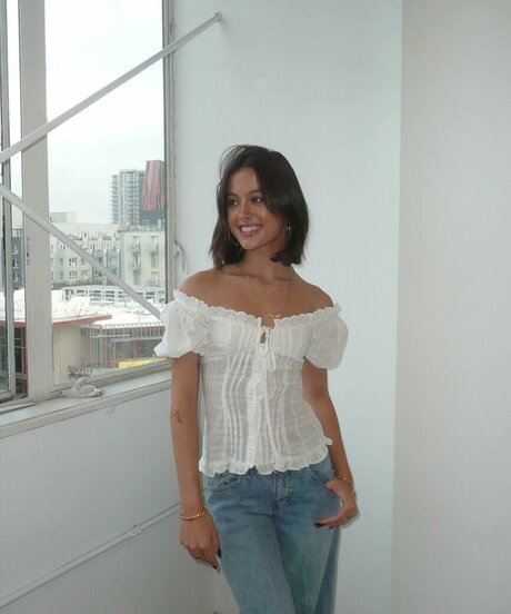 Lauren Avelina