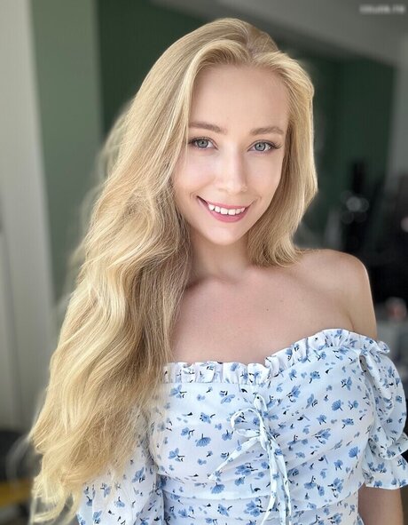 Vikaa54784