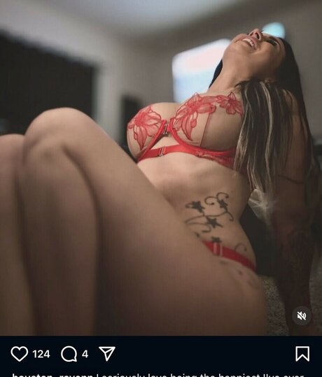 Alasti lekkinud OnlyFans-i pilt Htxravenn