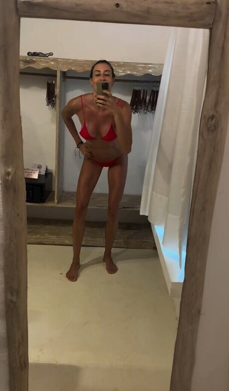 Sheilla Castro