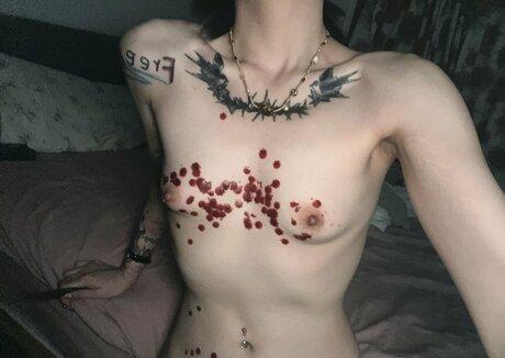 Naken läckt OnlyFans-bild av M5g778182