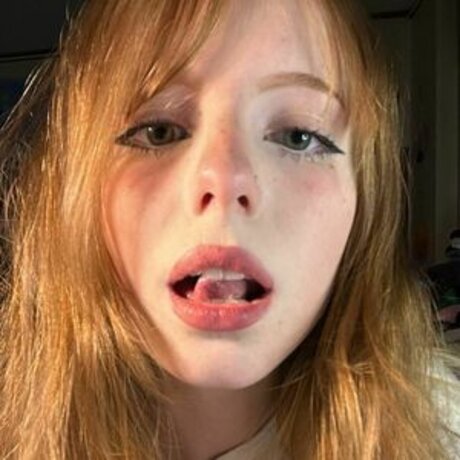 Naken lekkede OnlyFans-bilde av Spideryyem