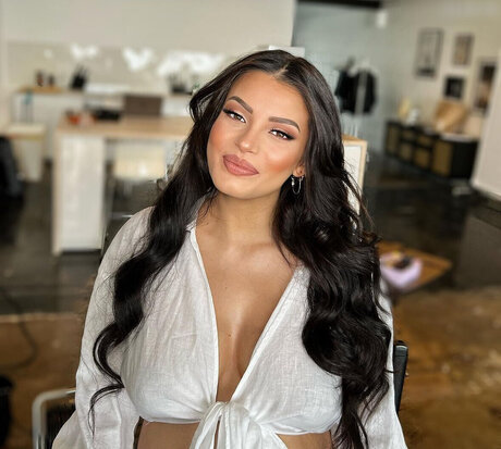 Ivana Santacruz