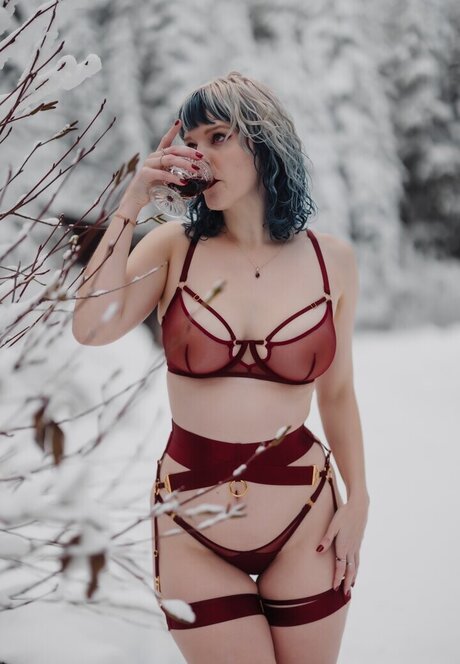 Naken lekkede OnlyFans-bilde av Bluejay