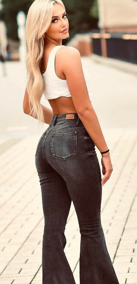 Naken lekkede OnlyFans-bilde av Kamryn Dockery