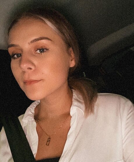 Naken lekkede OnlyFans-bilde av Wollnys