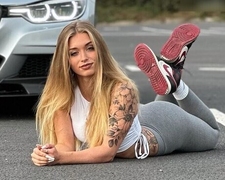 Xhelenax2  Helena