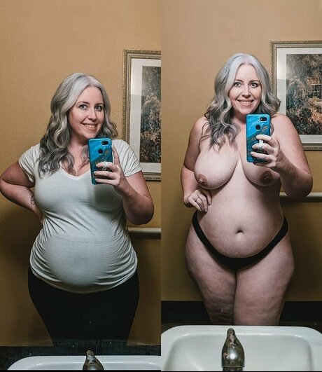 Naken läckt OnlyFans-bild av Platinum Silver