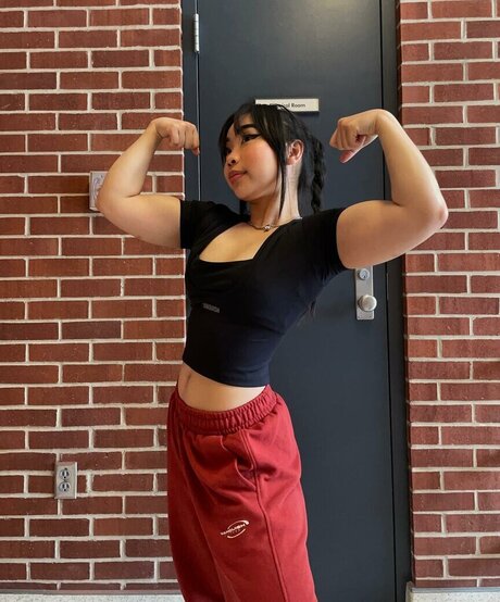 Naken lekkede OnlyFans-bilde av Lilbignancfit