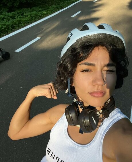 Naken lekkede OnlyFans-bilde av Yashankulova